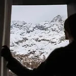 Valtur Cervinia Cristallo 布勒伊-切尔维尼亚