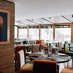 Valtur Cervinia Cristallo 5* 布勒伊-切尔维尼亚