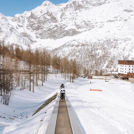 Отель Valtur Cervinia Cristallo Брей-Червиния